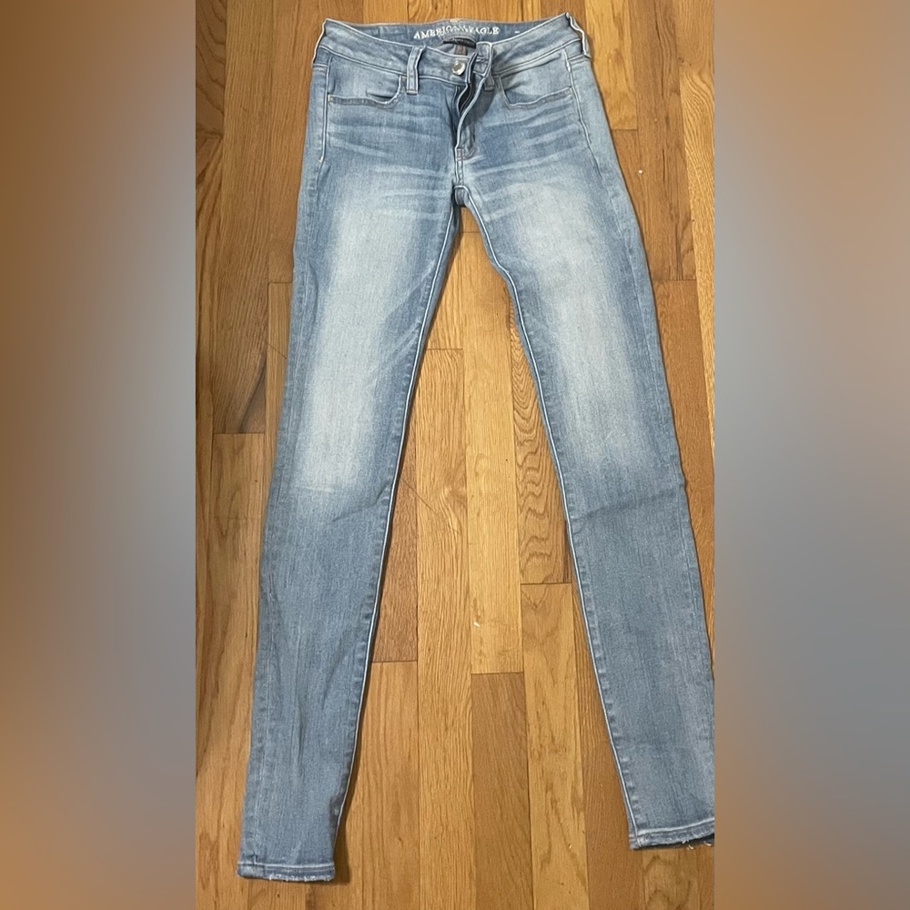 NWOT American Eagle jeans